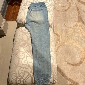 Zanerobe size M joggers in light blue